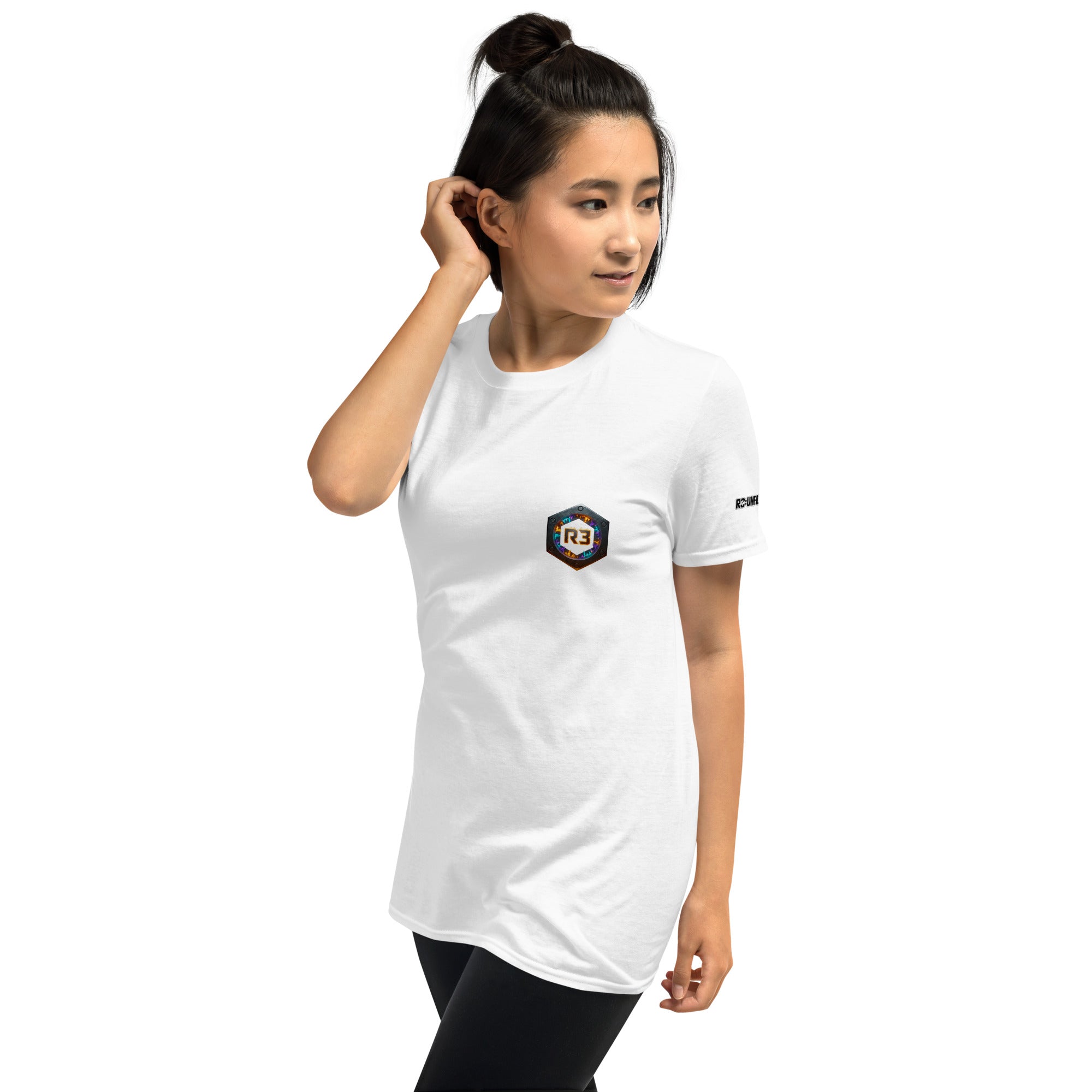 Woman wearing a white t-shirt with a R3 logo
